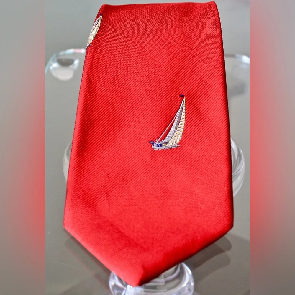 JACOBS ROBERTS LTD MENS TIE RED 100% SILK VINTAGE SAILBOATS HAND SEWN